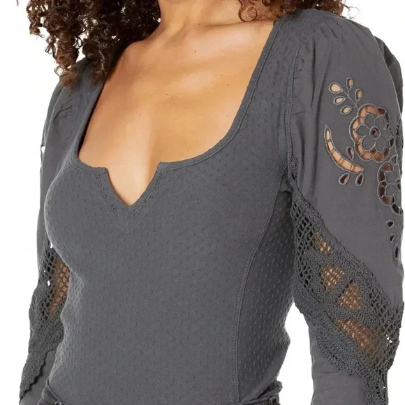 Free People Gray Eyelet Sleeve Top - Picture 14 of 15